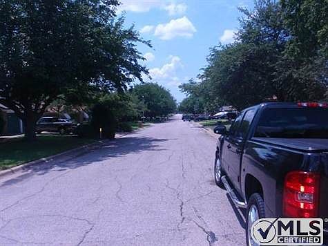 4th image of 5741 Denise Dr