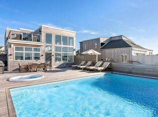 832 Dune Rd, Westhampton Beach, NY 11978