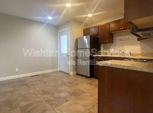 524 W Murray St APT B, Macomb, IL 61455