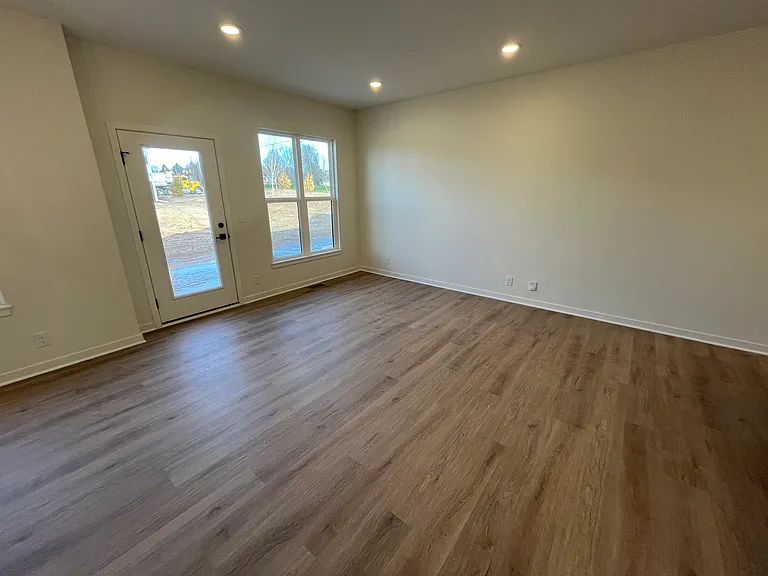 4419 Trillium Ct — Photo 10