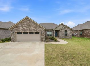 5504 Rope Trl, Jacksonville, AR 72076