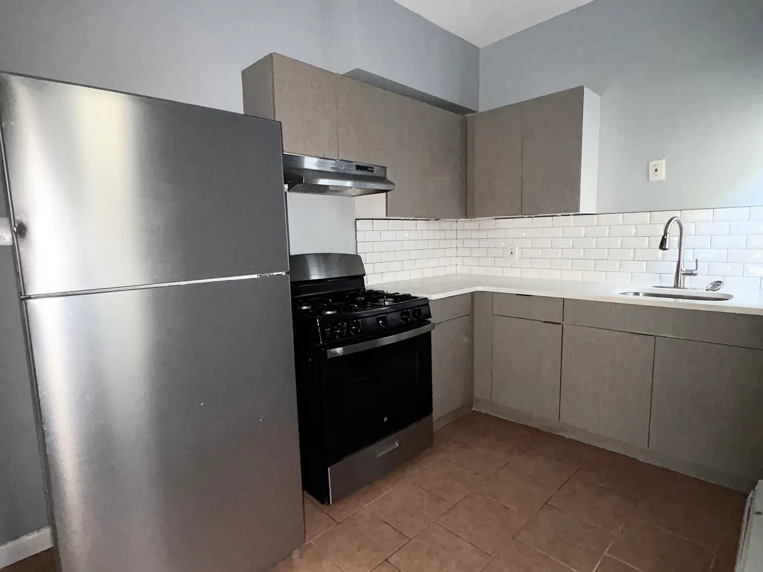 2 bed, $2,000 — Photo 1