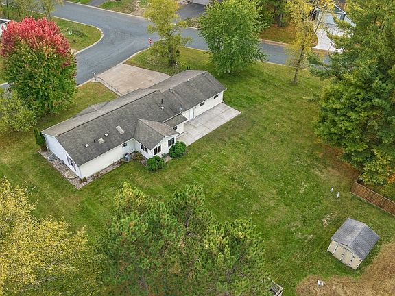 4th image of 1027 Prairie Circle