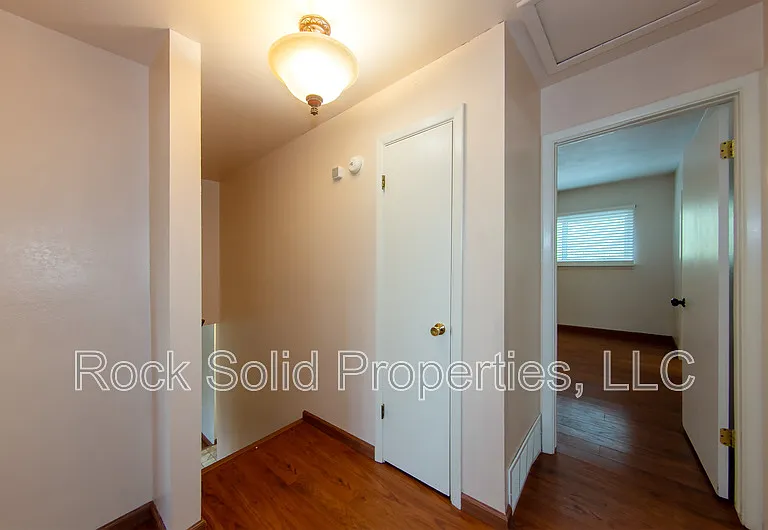 7231 Bomar Dr — Photo 17