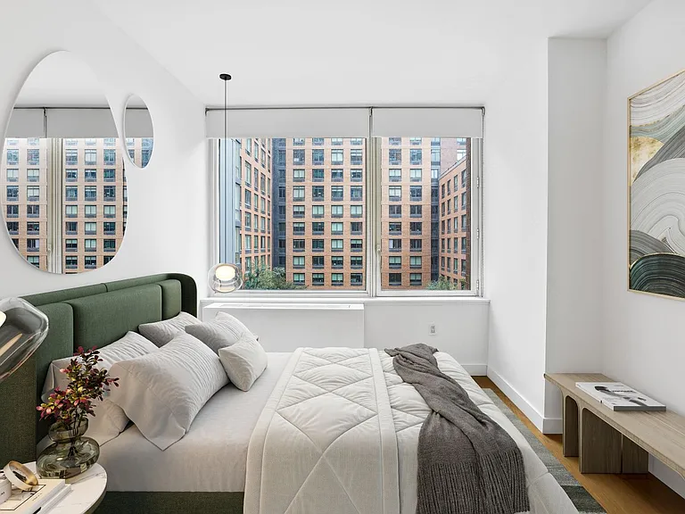 550 W 45th St #1206 — Photo 4