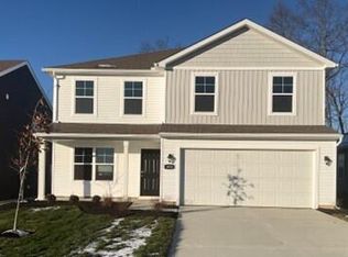 923 Sherwood Loop, Bellefontaine, OH 43311