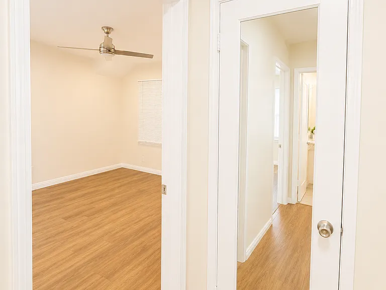 2157 W 109th Pl — Photo 23