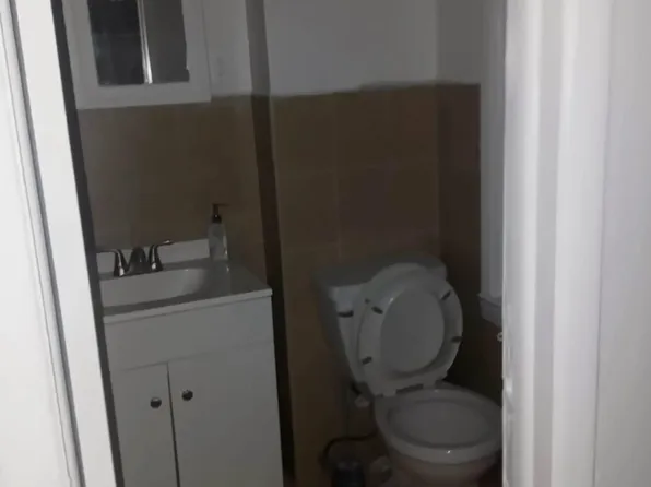 422 Saint Pauls Avenue image 11 of 11