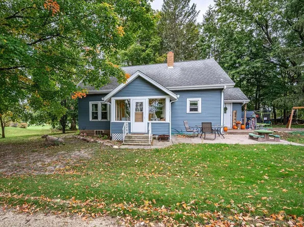 W7430 510th Ave, Ellsworth, WI 54011
