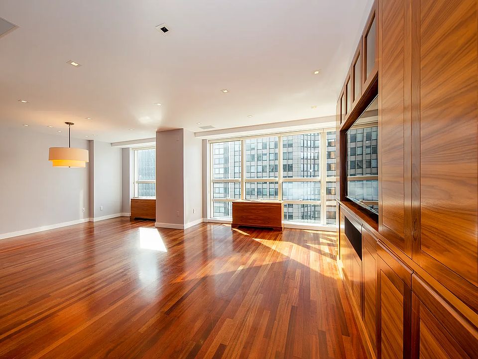 1st image of 146 W 57th St #48EF