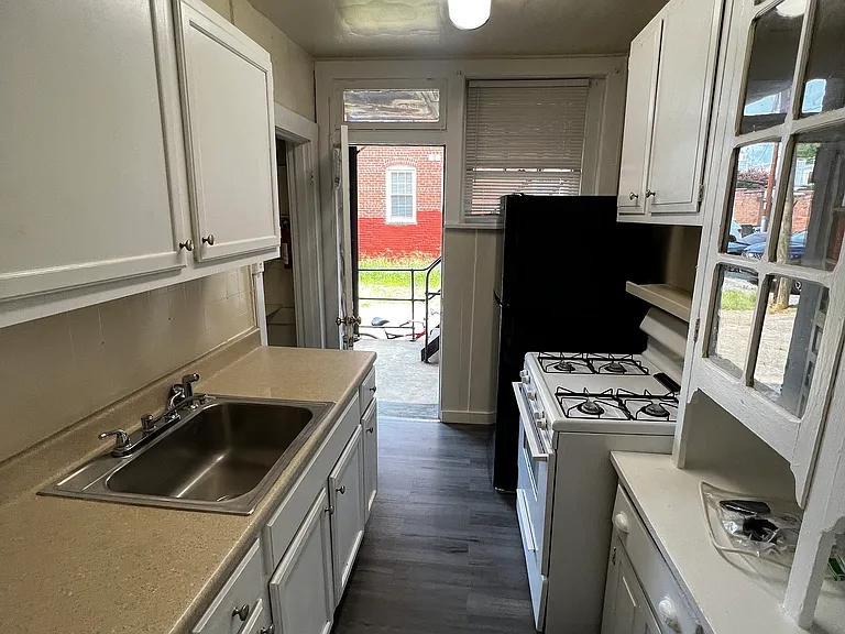 1604 Grove Ave #1 — Photo 19