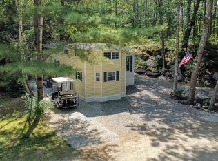 11 Ledges Rd, Holderness, NH 03245