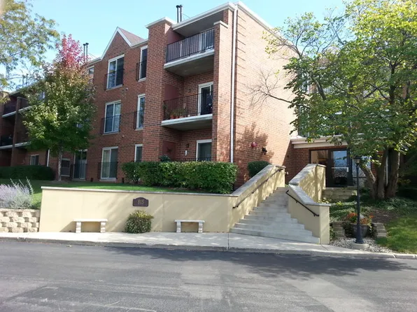 815 Leicester Rd APT 214A, Elk Grove Village, IL 60007