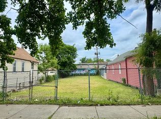 2424 W 25th St, Chicago, IL 60608