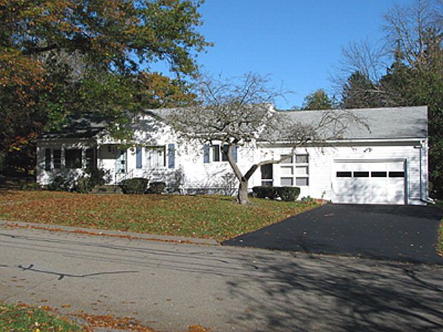1st image of 284 W 18th St