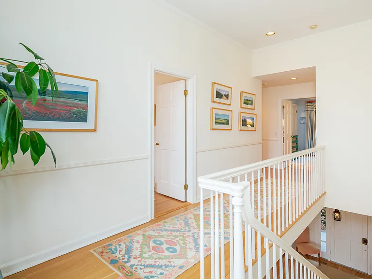 72 Bridgefield Rd — Photo 17