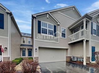 621 Arbor Cir, Lakemoor, IL 60051