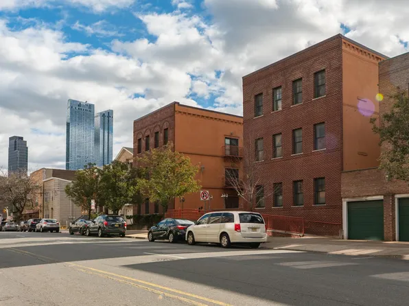 85 Broadway image 29 of 29