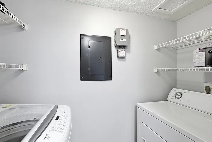1229 Bermuda Lakes Ln #208 — Photo 19