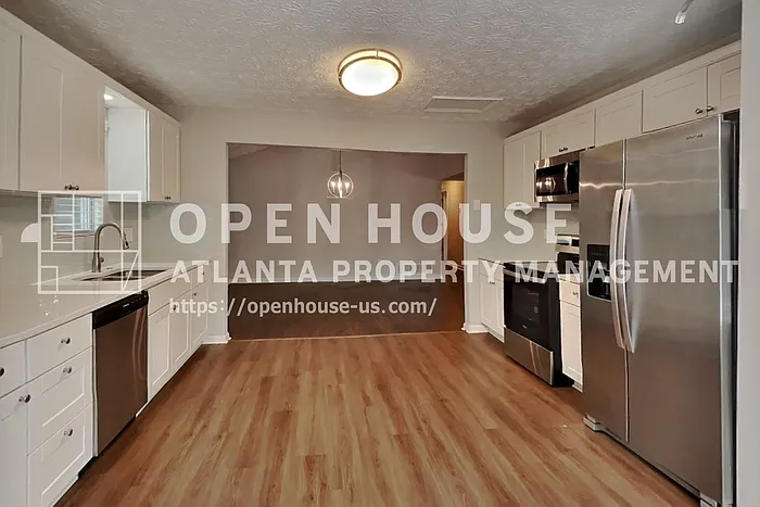 2242 Josephine Ct — Photo 4