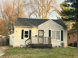 319 Bayliss Ave, Rockford, IL 61101