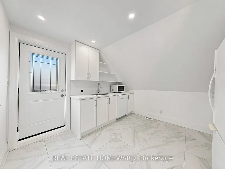 124 Kendal Ave #3 — Photo 11