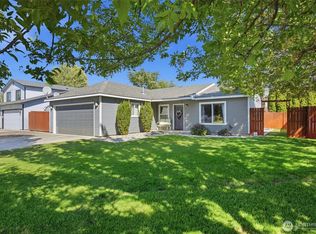 329 E Belair Dr, Moses Lake, WA 98837