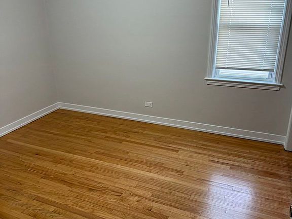 3rd image of 9015 Bronx Ave APT 1A