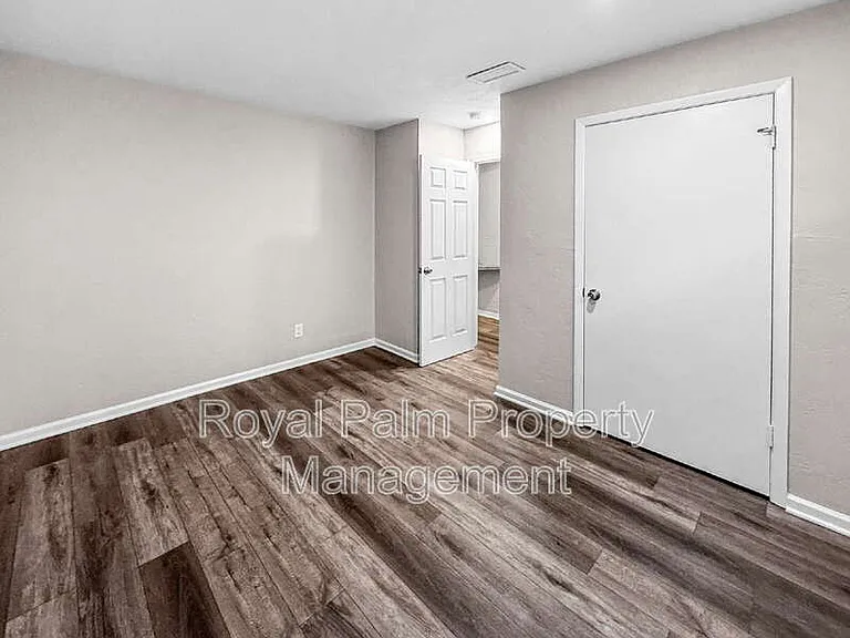 3744 Estelle Ave — Photo 19