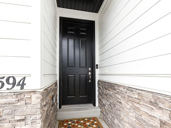 5th image of 4594 W 1100th St S #109
