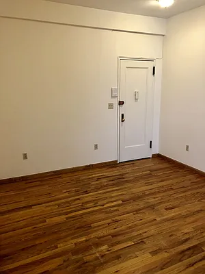 Rented by Your Vanity Realty | media 55