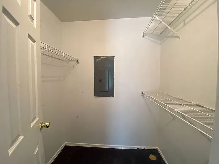 1007 Brittany Park Dr — Photo 31