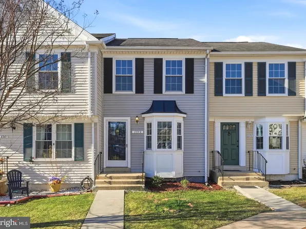 8359 Georgian Ct, Manassas, VA 20110