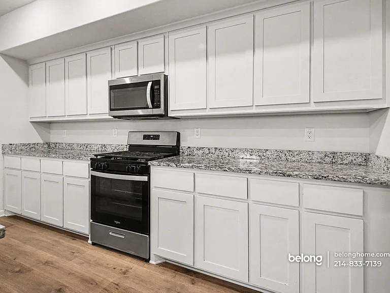 203 Marsh Ln — Photo 11