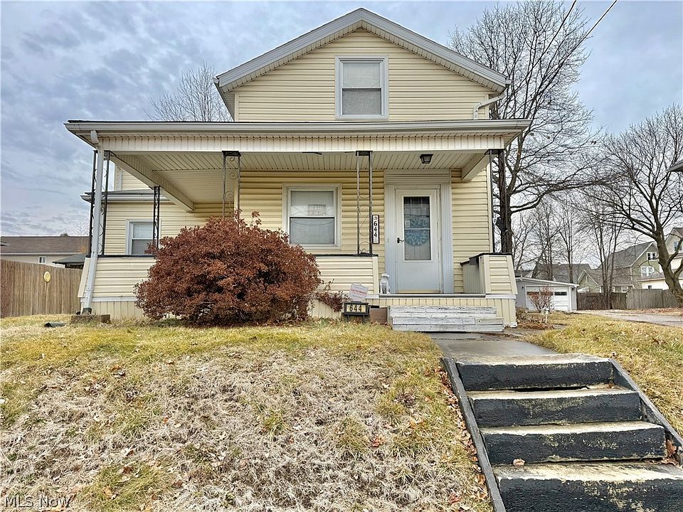 1st image of 644 Tremont Ave SW