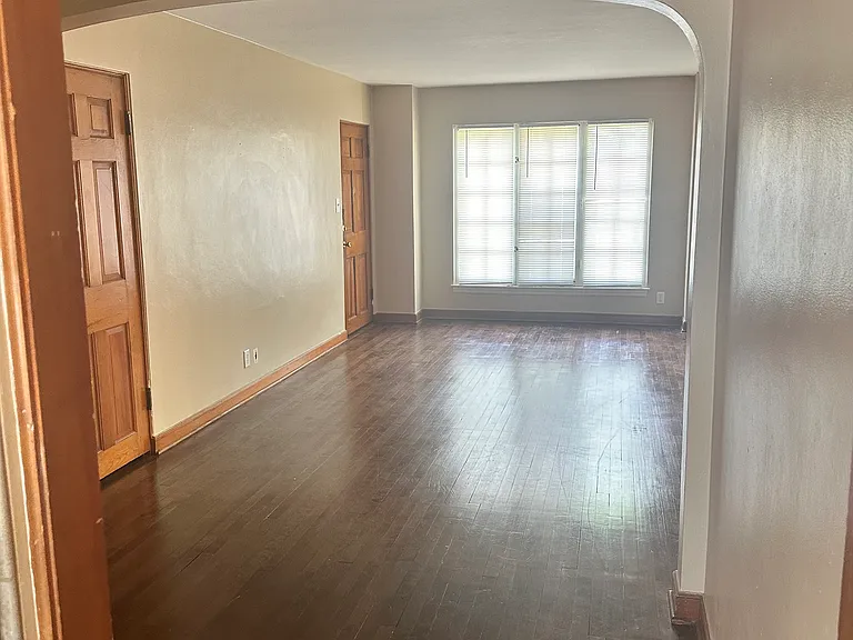 6515 W Center St #2 — Photo 2