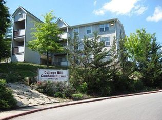 927 Emery Rd APT A304, Lawrence, KS 66044