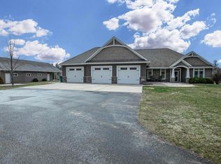 N1173 County Rd W, Fremont, WI 54940