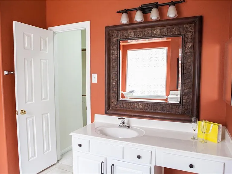 3334 Worthington Dr — Photo 6