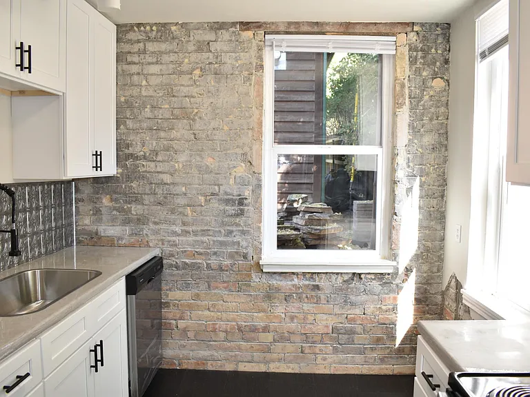 64 N I St #6 — Photo 6