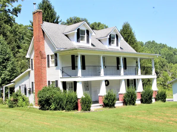 118 Clarence Potter Rd, Mountain City, TN 37683