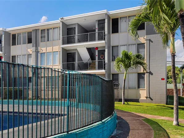 94-099 Waipahu St APT A202, Waipahu, HI 96797