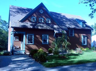 6 Vine St, Gloucester, MA 01930