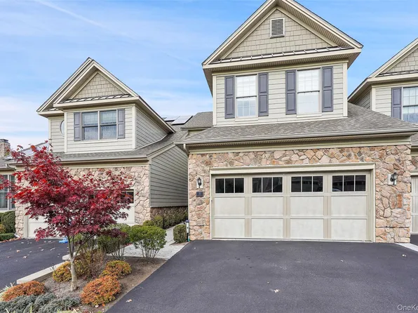 4 Goldman Court, Cortlandt Manor, NY 10567