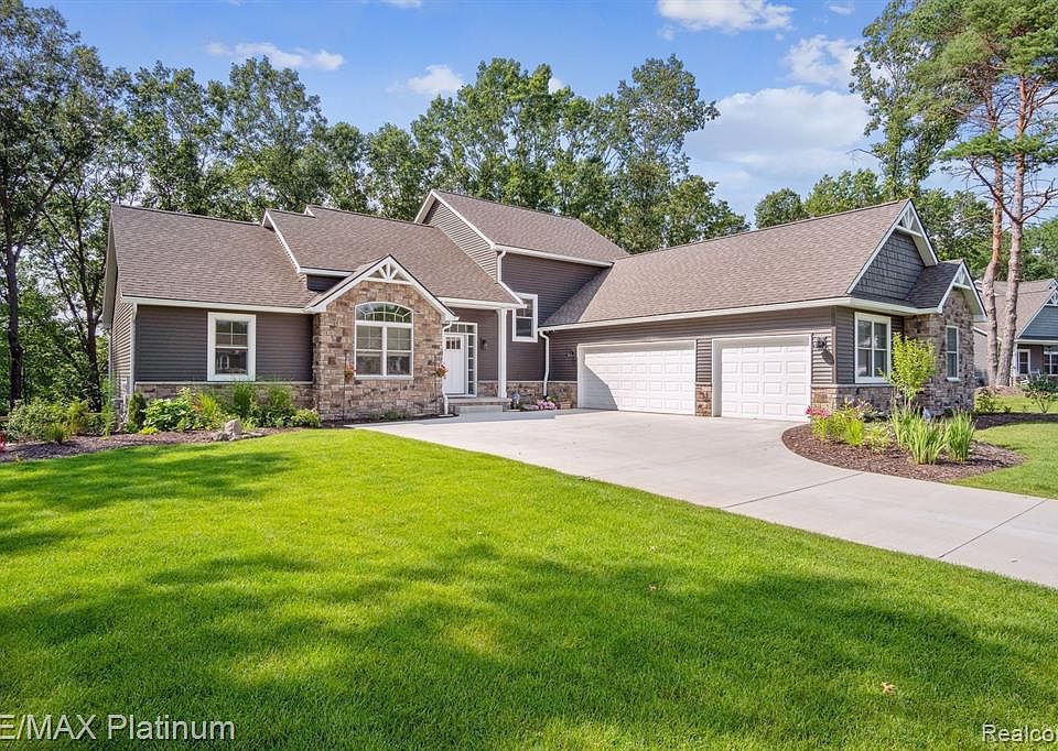 1st image of 5854 Mountain Top Dr