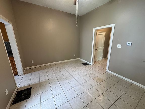 2nd image of 1301 Arlington Ave Unit 1305