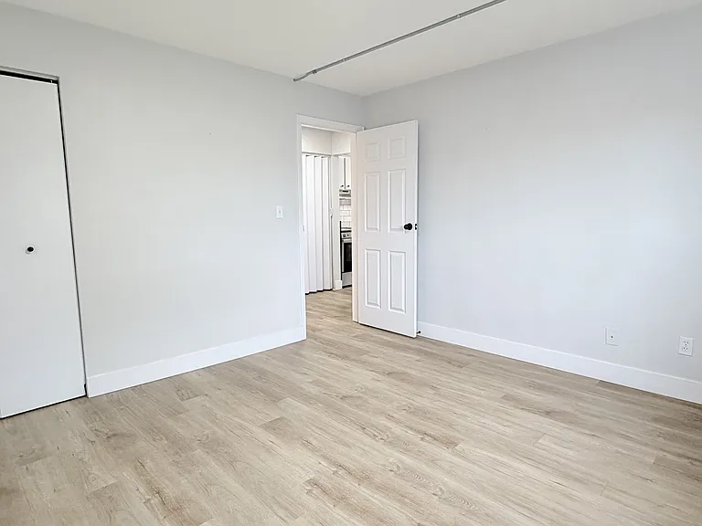 1030 Lillian Ave #101 — Photo 10