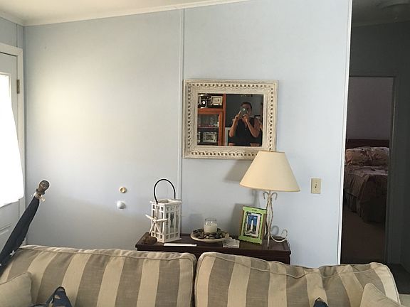 4th image of 602 Waveside Dr