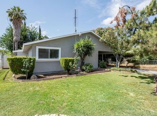 1238 E Garrett Ave, Fresno, CA
