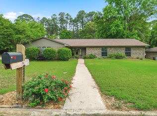 225 Mosley Cir S, Longview, TX 75605